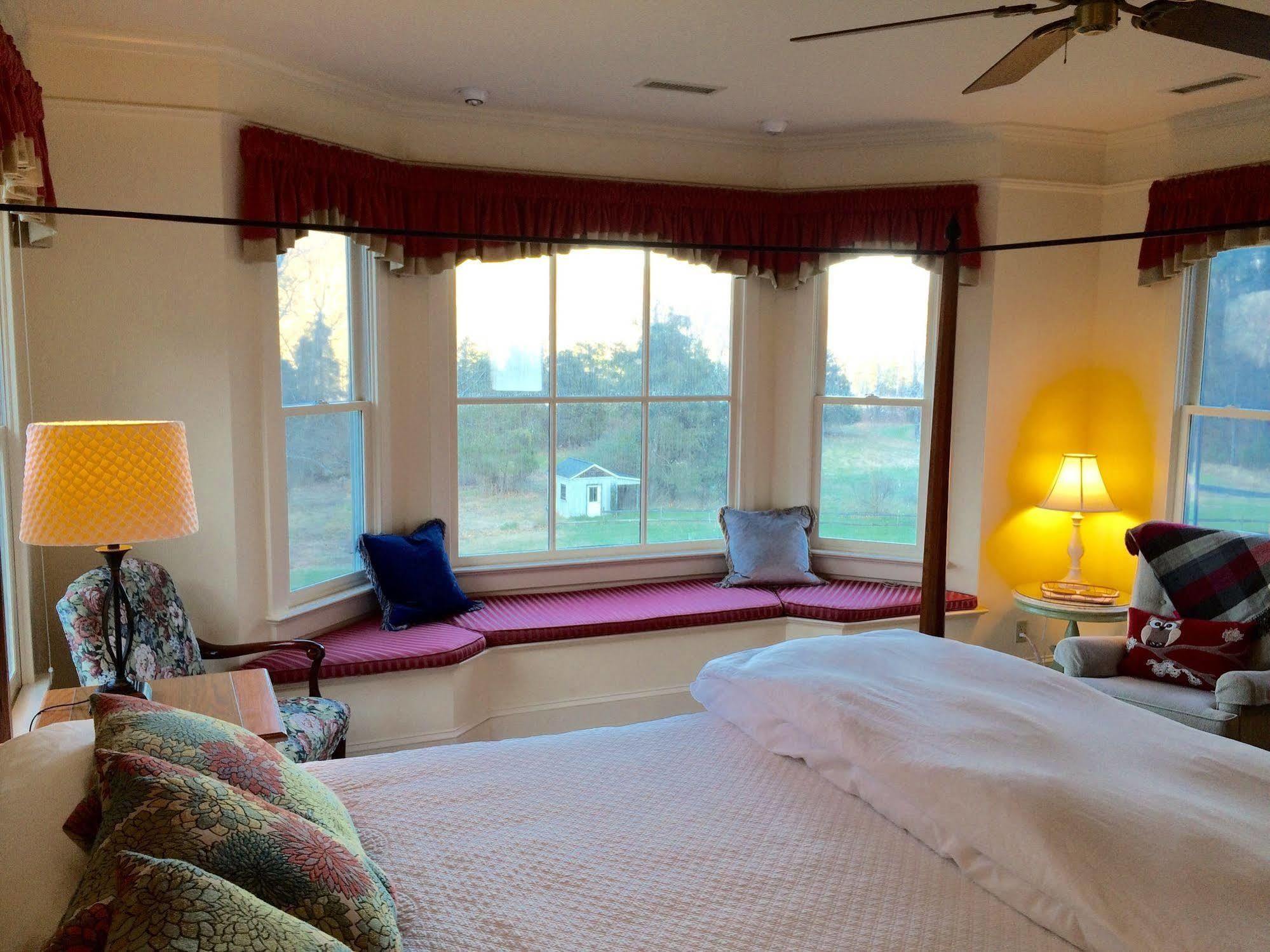 The Inn At Sugar Hollow Farm Crozet Eksteriør billede