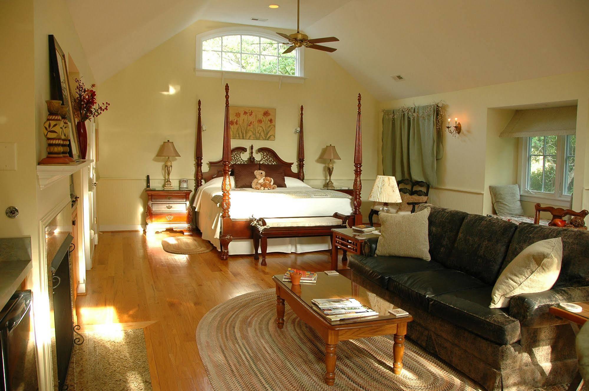 The Inn At Sugar Hollow Farm Crozet Eksteriør billede